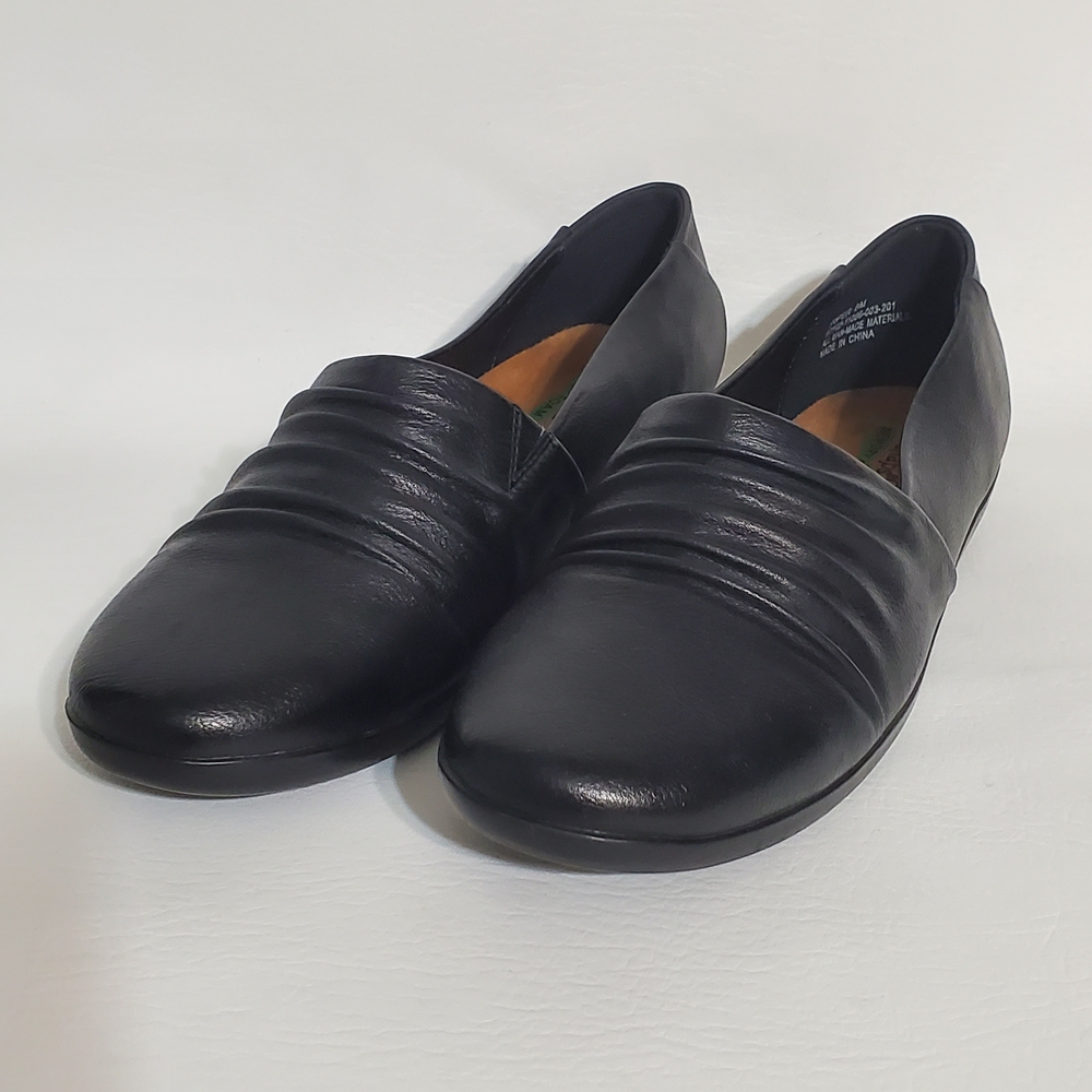 Baretraps Piper Black Slip On Flats Loafers Women's Size 8